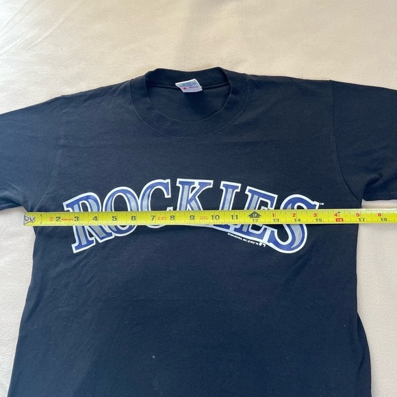 Colorado Rockies Graphic Short Sleeve Crew Neck Vintage T Shirt Youth Size Large - Picture 11 of 12